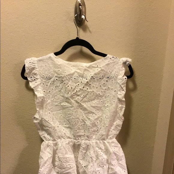 White lace peplum shirt - Picture 2 of 3